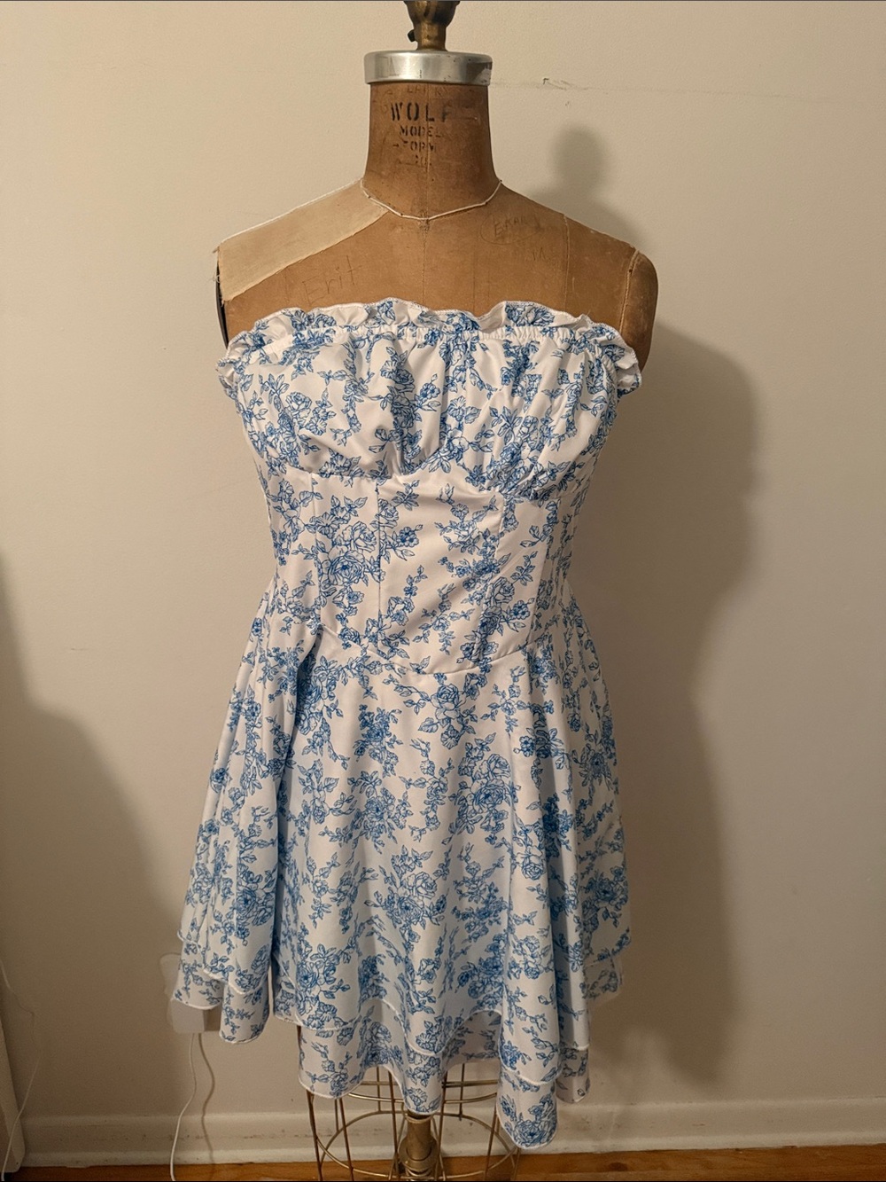 White Ditsy Floral Strapless Dress With Cinched Waist And Double Layer Dress